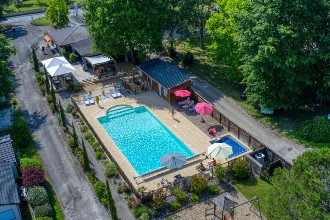 Camping Du Lac De Groléjac 외부 사진